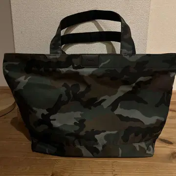 YSACCS 카모플라쥬 블랙 토트백