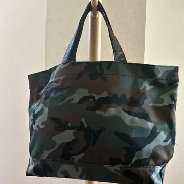 YSACCS 카모플라쥬 블랙 토트백