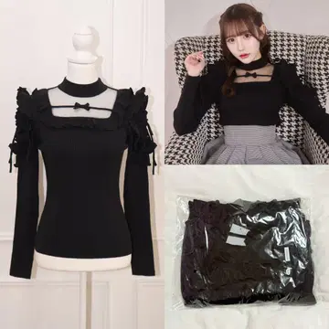 택 포함 미사용 새상품 meltie 반짝반짝 숄더 프릴 니트