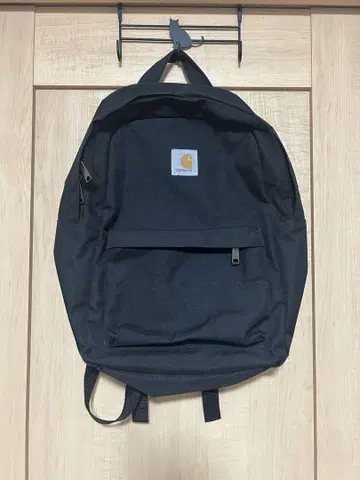 Carhartt 블랙 백팩