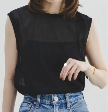 NOBLE 시어 티셔츠