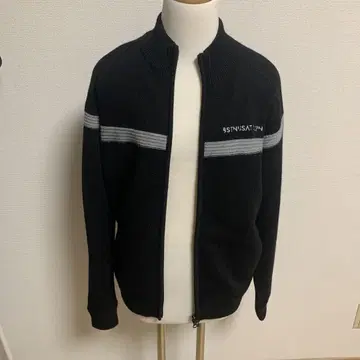 뉴발란스 니트 아우터 방풍 사양