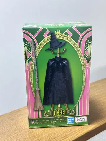 제일복권 위키드 A상 엘파바 피규어 스탠드