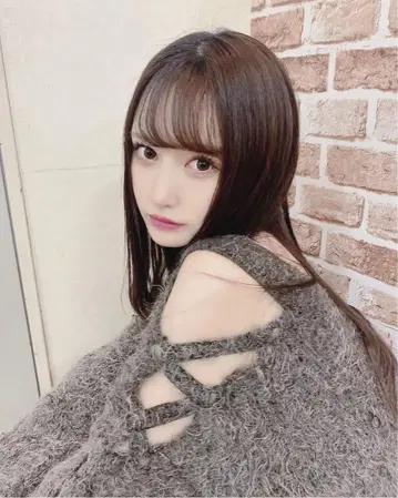 GYDA 암 레이스업 샤기 니트 차콜 그레이