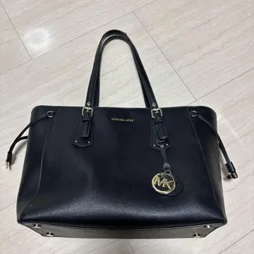 Michael Kors 블랙 토트백