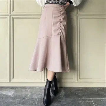 주노아 스웨이드 느낌 머메이드 프릴 스커트