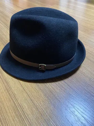 블랙 울 펠트 햇