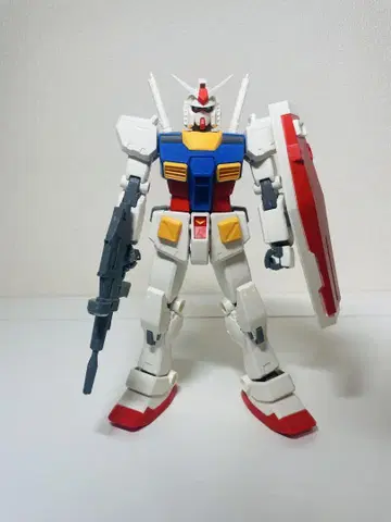 MG 1/100 RX-78-2 건담 Ver.Ka (조립 완료)