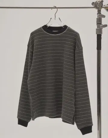 [ 새상품 ] Border Long T-shirts