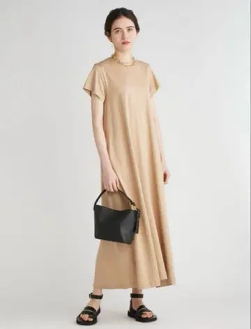 반지 모티브 미니 버킷 백 블랙