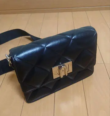 FURLA 훌라 1927 SOFT 크로스 바디 미니 블랙