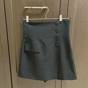 snidel 스나이델 하이웨스트 큐롯 숏팬츠