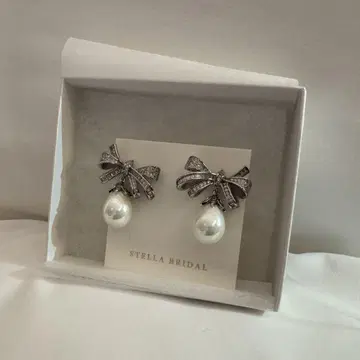 STELLA BRIDAL 리본 드롭 펄 귀걸이