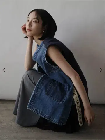 Eimee Law 로고 테이프 데님 도킹 베스트