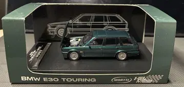 BMW E30 투어링 1/64 다크 그린