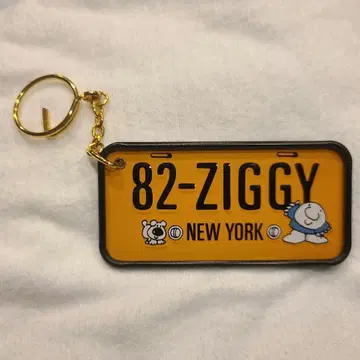 ZIGGY 뉴욕 번호판 키링 쇼와 레트로 산리오