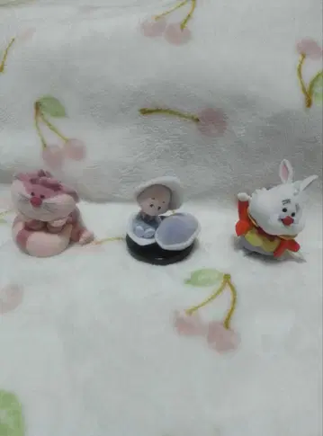 Cutte! Fluffy Puffy 피규어 원더랜드의 앨리스