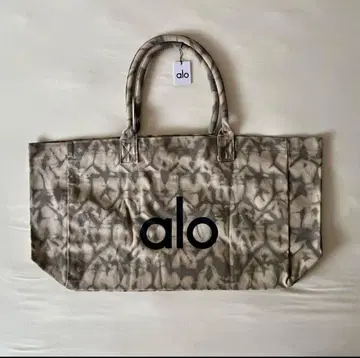 alo 타이다이 패턴 토트백