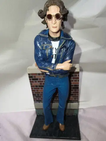 NECA 존 레논 더 뉴욕 이어즈 피규어