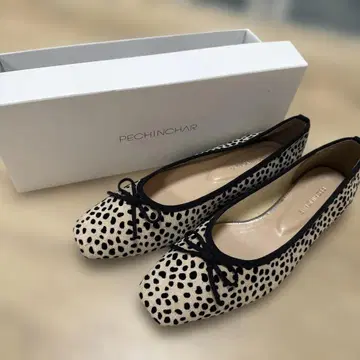 [ 미사용 새상품 ] PECHINCHAR 플랫슈즈 23.5cm