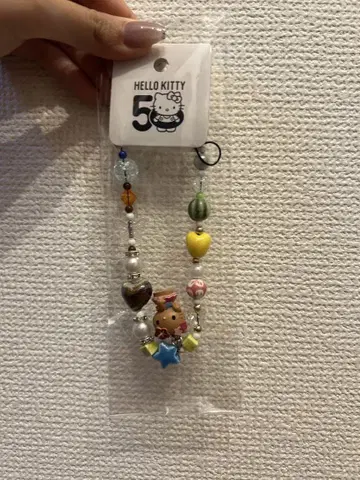 헬로키티 50주년 비즈 스트랩