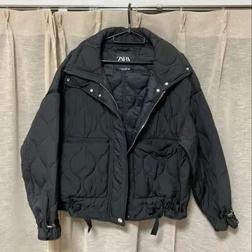 ZARA 라이트 다운 재킷 블랙
