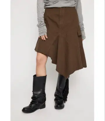 가격 인하 가능 LAGUAGEM SWITCHING MILITARY 스커트