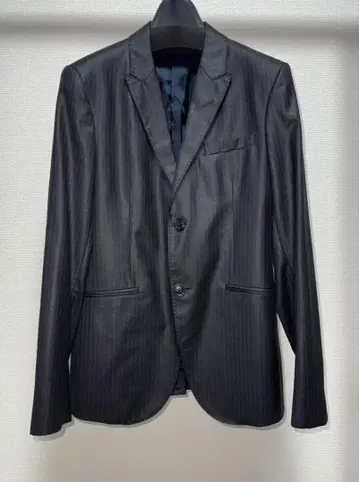 EMPORIO ARMANI 블랙 스트라이프 테일러드 자켓
