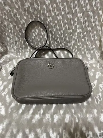 Michael Kors 그레이 숄더백