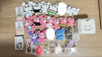 TWICE 러블리 키링 묶음 판매