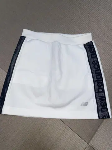 new balance 골프 스커트 사이즈 0 화이트