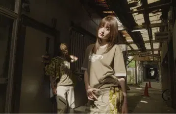 age factory 링거 티셔츠 카키