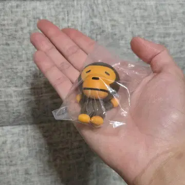 BABY MILO CAPSULE FIGURE BOX