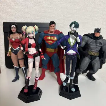 dc 피규어 세트