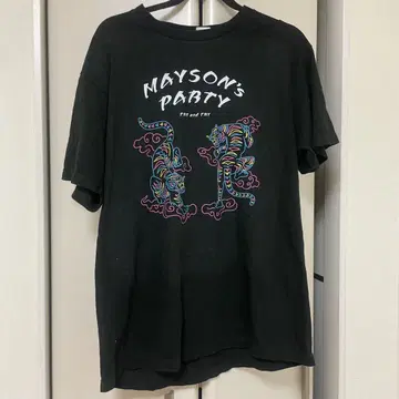 MAYSON'S PARTY 티셔츠