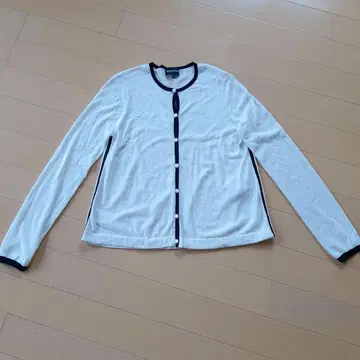 EMPORIO ARMANI 버튼 가디건 44