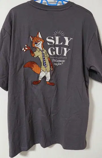 아베일 주토피아 닉 와일드 T셔츠