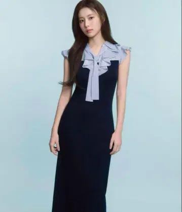 SNIDEL Sustainable 프릴 칼라 도킹 원피스
