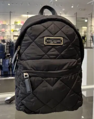 MARCJACOBS 퀼팅 백팩 A4 대응