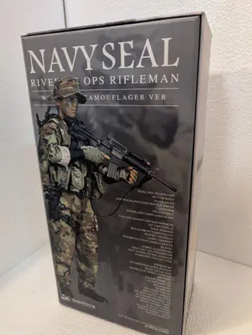 DAMTOYS NAVY SEAL RIVERINE OPS RIFLEMAN