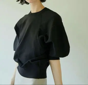 새상품급 GALLARDAGALANTE 래글런 볼륨 슬리브 니트
