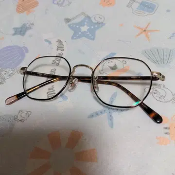 ANU 다각형 패션 안경 새상품급