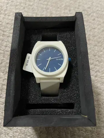 NIXON 아날로그 손목시계 화이트