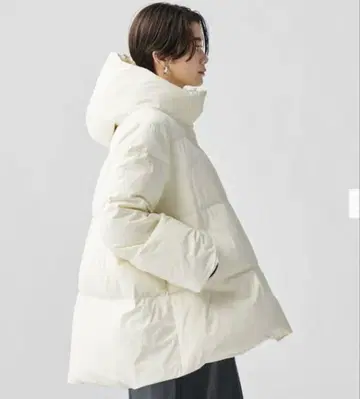 PLST 화이트 다운 자켓