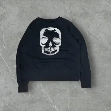 ZADIG&VOLTAIRE 스컬 프린트 트레이닝복