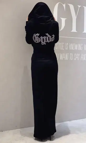 이번 시즌 택 포함 새상품 GYDA 셋업 후드티 팬츠