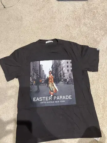 뉴욕 T셔츠: EASTER PARADE 빈티지 블랙 쿠로야나기 테츠코