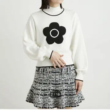 릴리 브라운 MARY QUANT 마리콴트 화이트 데이지 니트탑