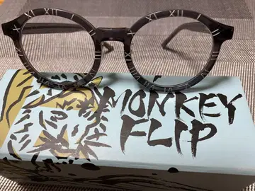 MONKEY FLIP 원형 안경 블랙