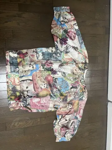 아차츄무 블라우스
